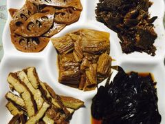 闫府私房菜(恒隆广场店)-闫府私房菜·百年鲁菜(恒隆店)
