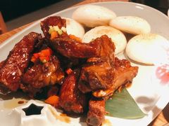 蜜汁焗小排-弄堂里·寻味杭州(湖滨银泰in77C区店)