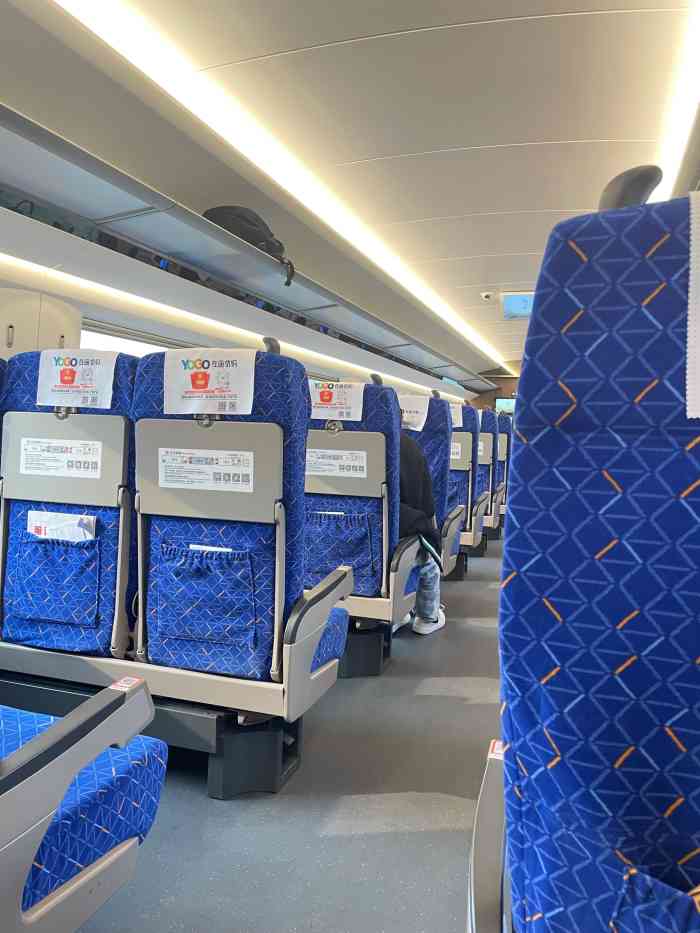 星巴克(青岛火车北站候车大厅店)-"202006-14[6] 在北站候车室三.