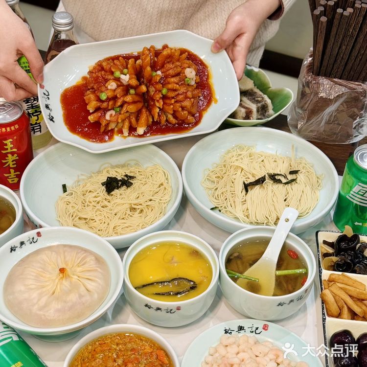 来大上海，不吃这一口老字号真等于白来！🎉
