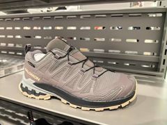 -SALOMON萨洛蒙(青岛海信店)