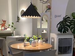 -春树下·树屋花房西餐厅(罍街AS1980店)