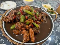 -八两八金·莱芜特色炒鸡(市南漳浦路店)