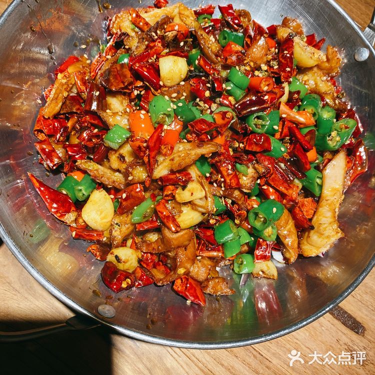 先启半步颠小酒馆