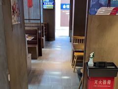 -关东小磨东北菜(碧江广场店)