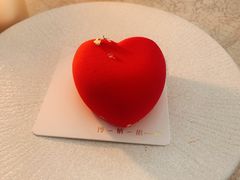 香草巴伐利亚-玲婧胡同·生日蛋糕·餐厅(嘉里城店)