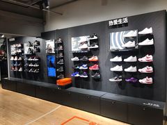 -NIKE品牌体验店(南京东路店)