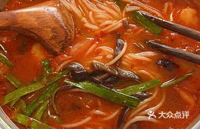 Beef Tallow Hot Pot Three-Ingredient Rice Noodles