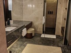 -舟山希尔顿酒店