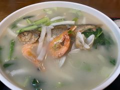 招牌渔家海鲜汤年糕-大禹家·海鲜面馆(新闸路店)