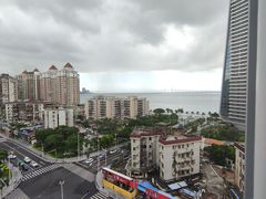 -珠海拱北口岸希尔顿欢朋酒店