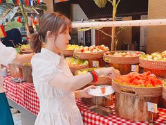 -朗丽兹自助餐厅