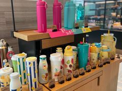 -星巴克(港汇1号办公楼店)