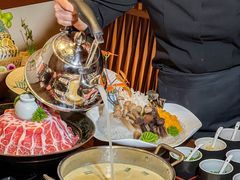 -揽季锅物会·海鲜姿造(五四路店)