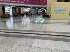 -浙江华贸鞋业服饰城