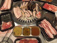 -炽城·烤肉名家(鸿达中央广场店)