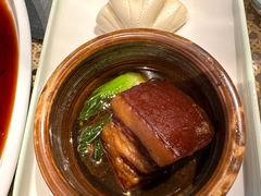 荷夹东坡肉-杭州西湖柳莺里酒店·闻莺厅