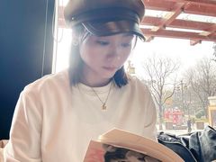 -星巴克(西安曲江银泰店)