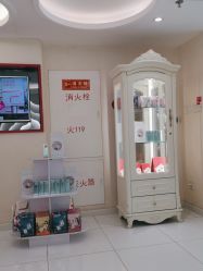 点击看大图 -咪咪比基尼脱毛专业店