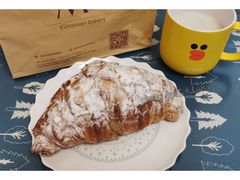 杏仁牛角包-凯宾美食廊Kempi Deli·凯宾斯基饭店(亮马桥路店)