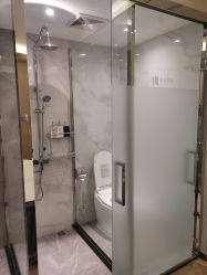 -香港倾城国际·美容美体中心