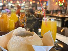 -BOURBON 玻本美式餐厅酒吧(虹桥新天地店)