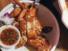 脆皮童子鸡（整只）-新白鹿餐厅(百联中环店)