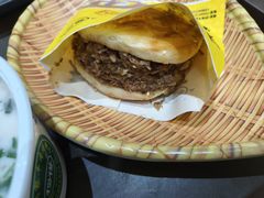 -穆得·老周家牛肉烧饼(普利街店)
