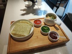 -巴盟人家·内蒙地方菜(华丽家族店)