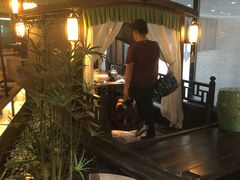 -佬麻雀·新湘菜(珠海金发购物中心店)