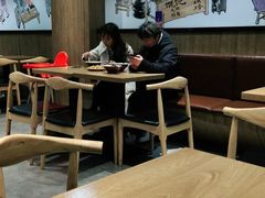大堂-三好食堂(煎饺·馄饨·肉饼米线·盛世广场店)