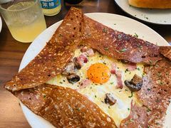 鸡蛋蘑菇熏肉荞麦可丽饼-RAC BAR(安福路店)