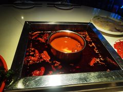 -二荆条·蜀鲜汇城市森林火锅