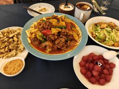 -伊带伊路新疆美食府(呼家楼店)