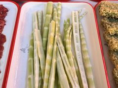 -毛辣果·贵州红酸汤牛肉火锅(西单店)
