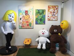 -LINE FRIENDS Garosu-gil Flagship Store