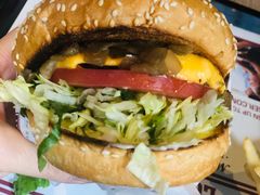 -The Habit Burger Grill 哈比特汉堡(复兴soho店)