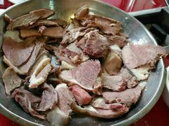 -老石黑山羊毛驴肉火锅(金凯广场店)