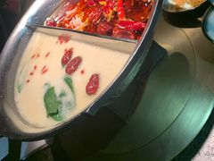 -湊湊火锅·茶憩(新中关购物中心店)