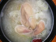 -长寿参鸡汤(朝韩风情街店)