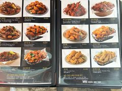 -BHC炸鸡(明洞总店)