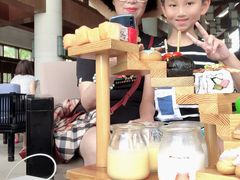 -亚龙湾喜来登·美景台大堂吧