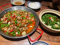 -泥糊破店小酒馆·团建聚餐(南京西路店)