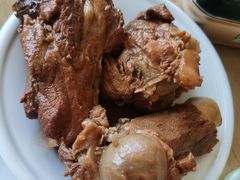 招牌酱大骨-关东小磨东北菜(上海长风大悦城店)