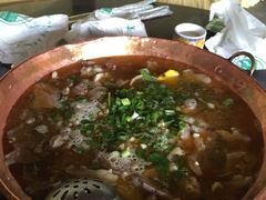 -朝伟清真铜瓢牛肉馆(三十年老·店)