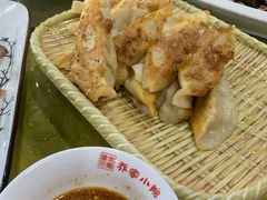 大虾锅贴-乔家小院•本地小海鲜•非遗驴肉(万年泉路店)