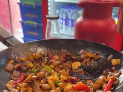 -富正毅三下锅(体育馆店)