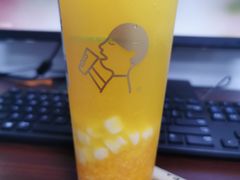 -喜茶(滨江宏岸店)