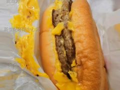 双层吉士-麦当劳(新世纪环球中心店)