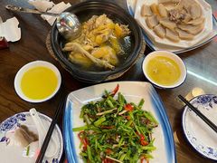 -缘来聚·徽菜名店(黄山宏村店)